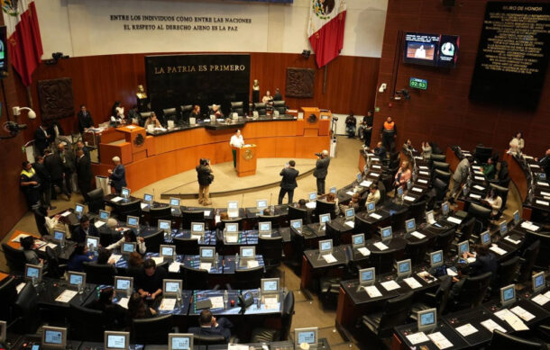 Senado reconoce la carrera de la Banda El Limón