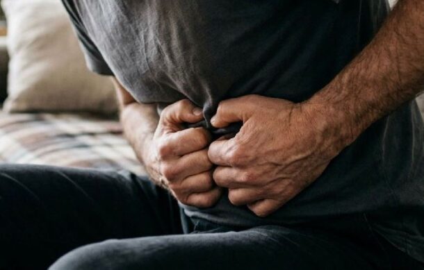 México emite alerta de viaje a EU por brote de ciclosporiasis