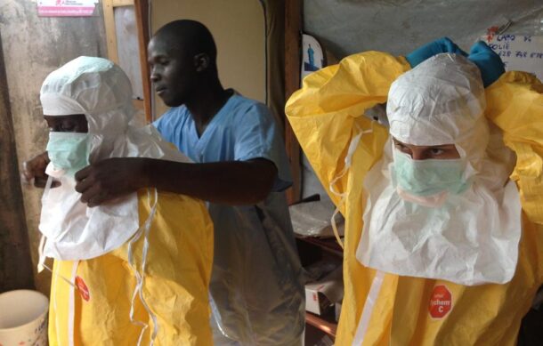 OMS eleva a “muy alto” el riesgo de ébola en el Congo