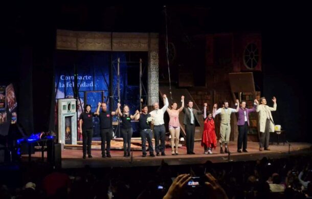 Arranca en GDL la corta temporada de “La obra que sale mal”