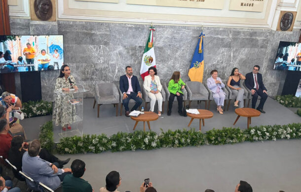 Claudia Murguía asume presidencia de Centros de Integración Juvenil