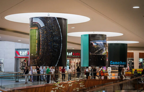 Inauguran exposición fotográfica mundialista en Plaza Patria