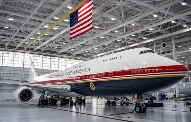 Trump presenta nuevo Air Force One donado por Qatar