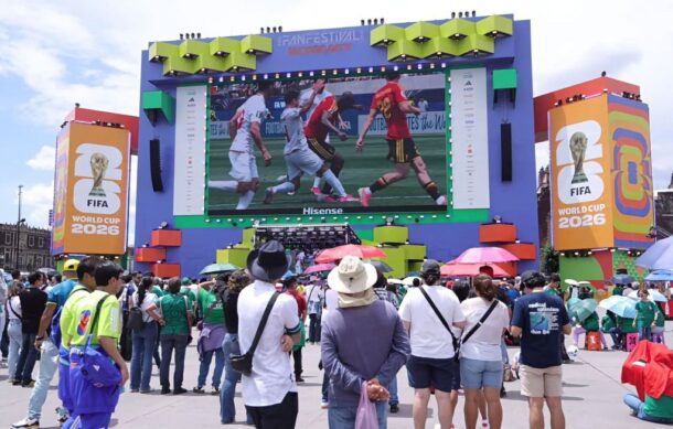 Retiran vallas del FIFA Fan Fest CDMX tras concluir plantón de la CNTE