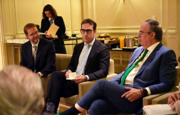 Vicepresidente español refuerza lazos económicos con gobierno mexicano