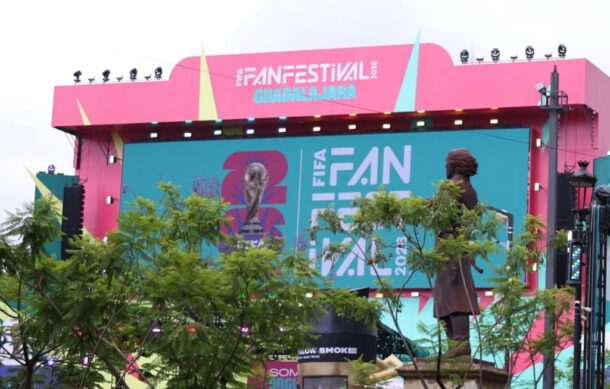 Retiran vallas que afectaban visibilidad de comercios en zona del Fan Fest