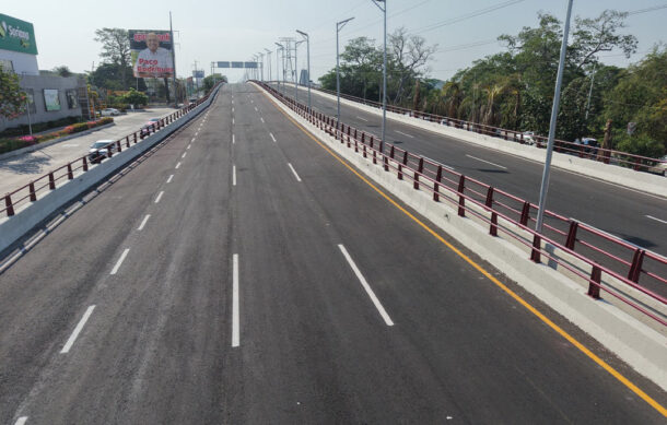 Paso vehicular en Colima beneficia a más de 306 mil personas