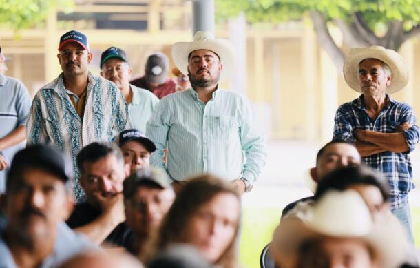Tlajomulco y Zapopan entregan apoyos a productores de maíz