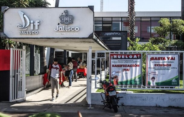 Gobierno de Jalisco mantiene diálogo con sindicato del DIF ante posible huelga